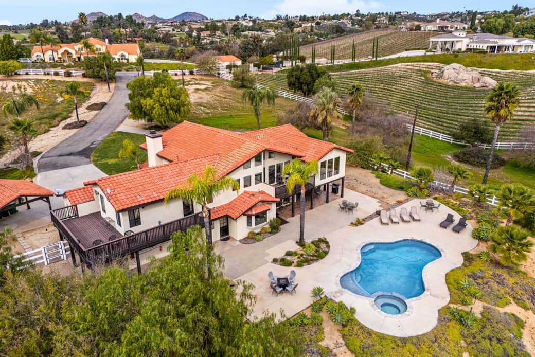 113-web-or-mls-Rock Creek Cir 113 113-web-or-mls-Rock Creek Cir 113