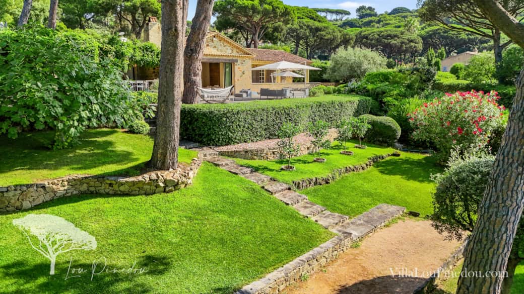 Villa Lou Pinedou Outside 13