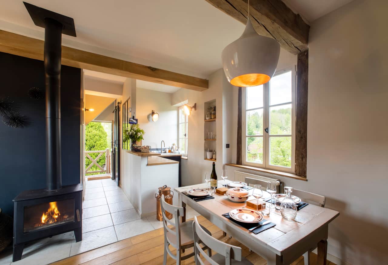 Entrée, cuisine, salle à manger