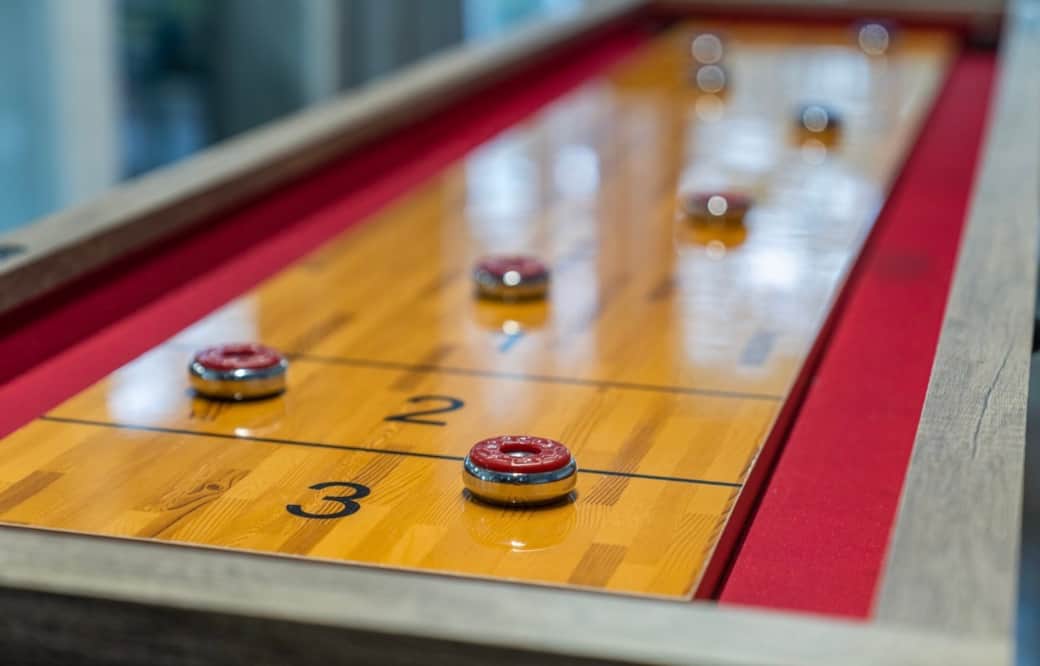shuffle board game