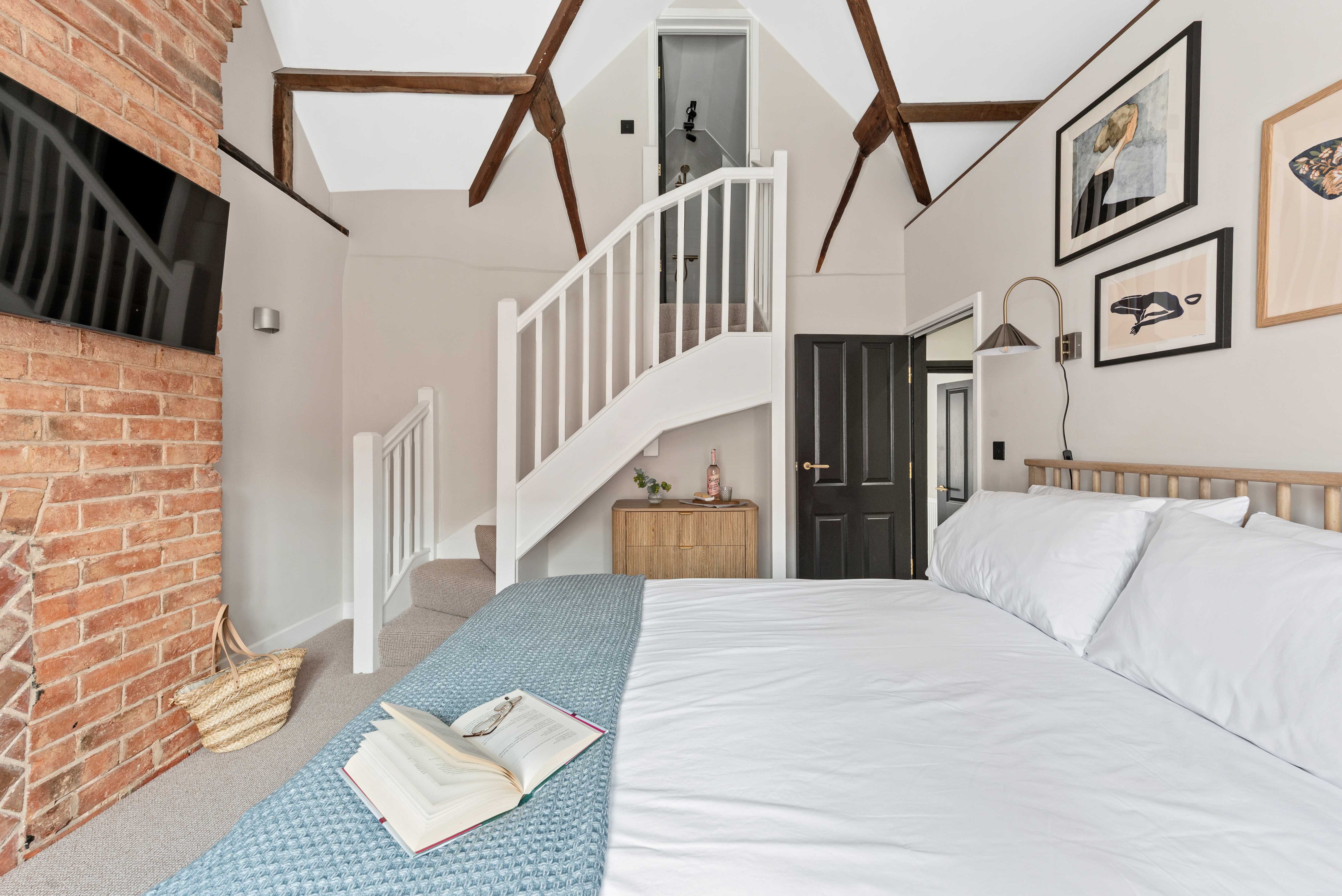 Rose & Rampart Exclusive Use – sleeps up to 12 – Photo 11