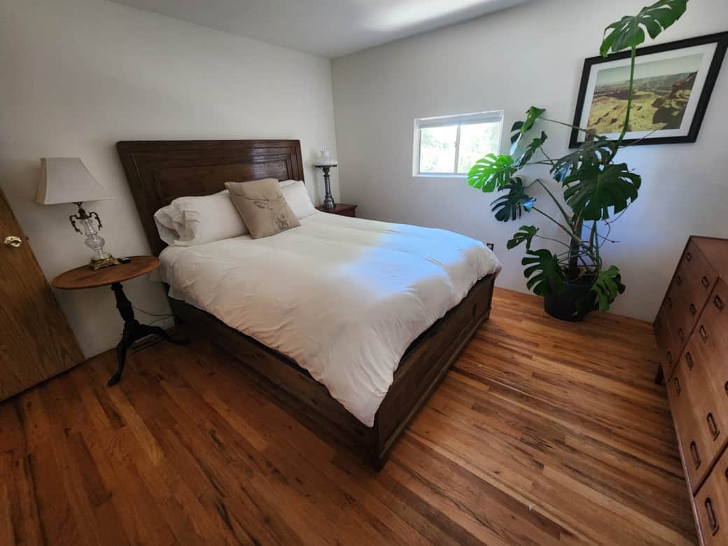Queen Bedroom