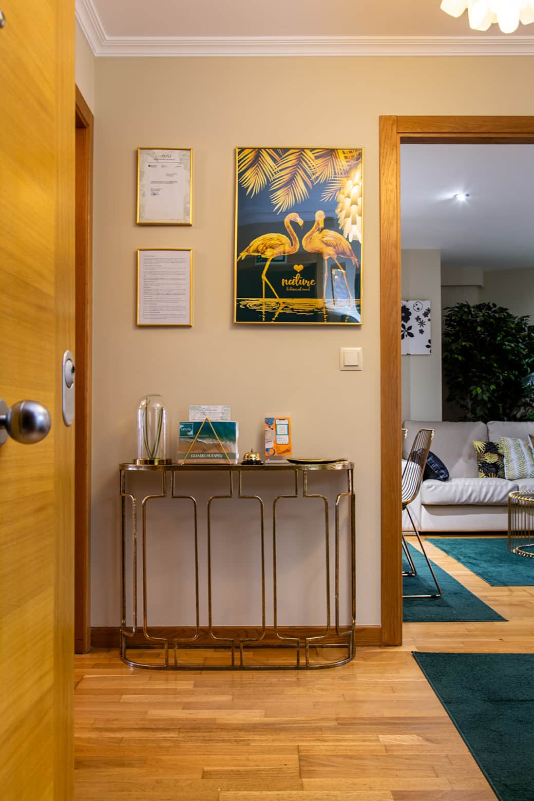 Puerta acceso turistas peregrinos apartamento la perla premium sanxenxo