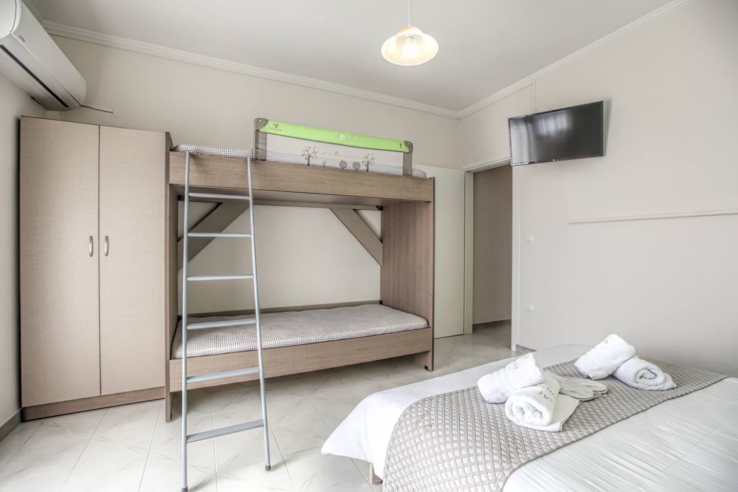 Del Sol Meteora Luxurious Family Suites #5