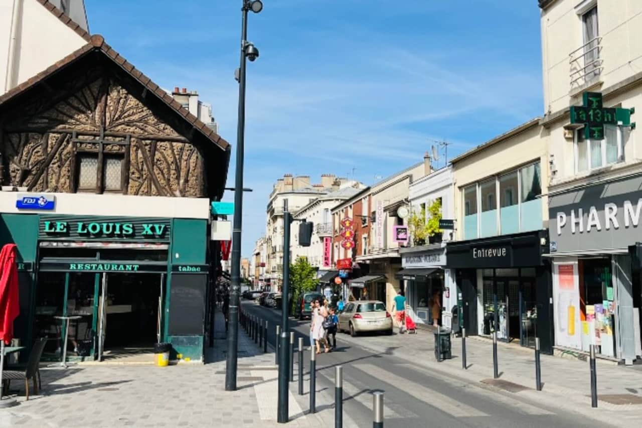 Bourguignon street 