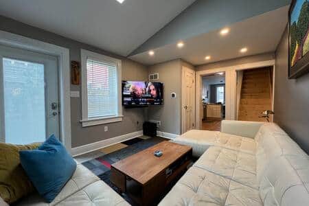 Living Room w/ Smart TV Living Room w/ Smart TV