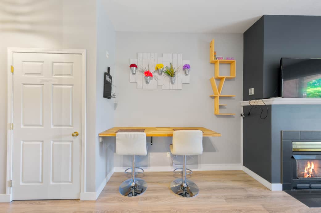 Unit 104A Dining Area