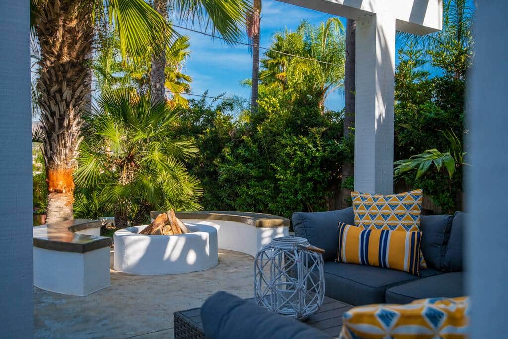 The perfect outdoor space for relaxing with family and friends. The perfect outdoor space for relaxing with family and friends.