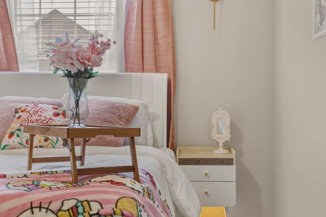 Breakfast in bed anyone? This bedside tray turns your stay into a soft, cozy experience. Perfect for a morning in. Time for you to relax under the covers and enjoy. Breakfast in bed anyone? This bedside tray turns your stay into a soft, cozy experience. Perfect for a morning in. Time for you to relax under the covers and enjoy.