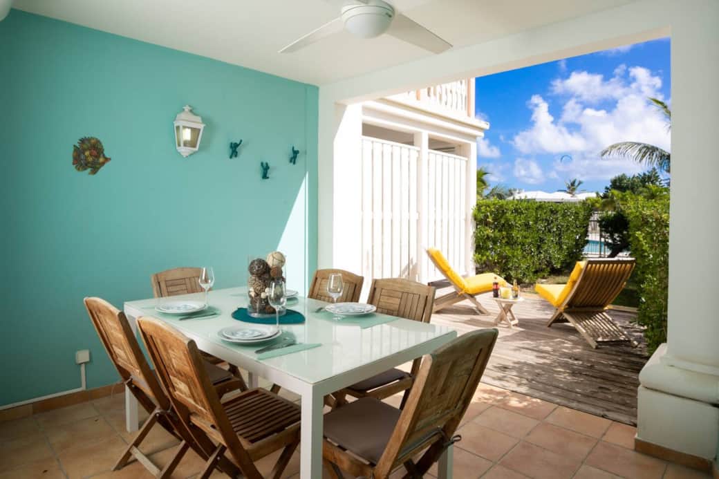 Terrace with dining table Caribbean Riviera 7