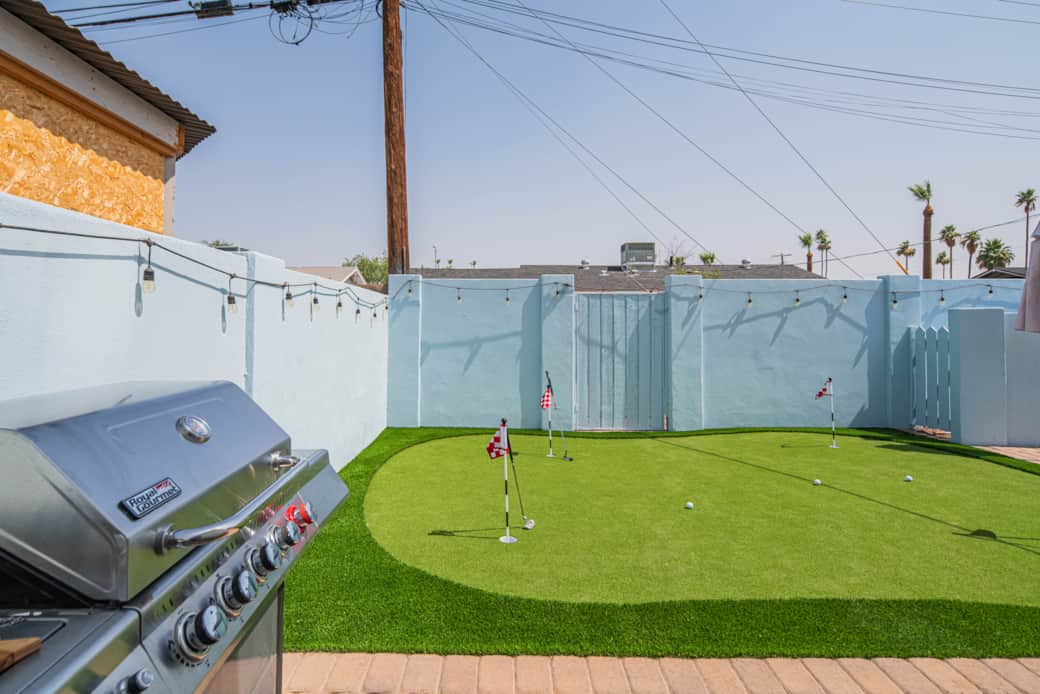 Grill and Putting Green