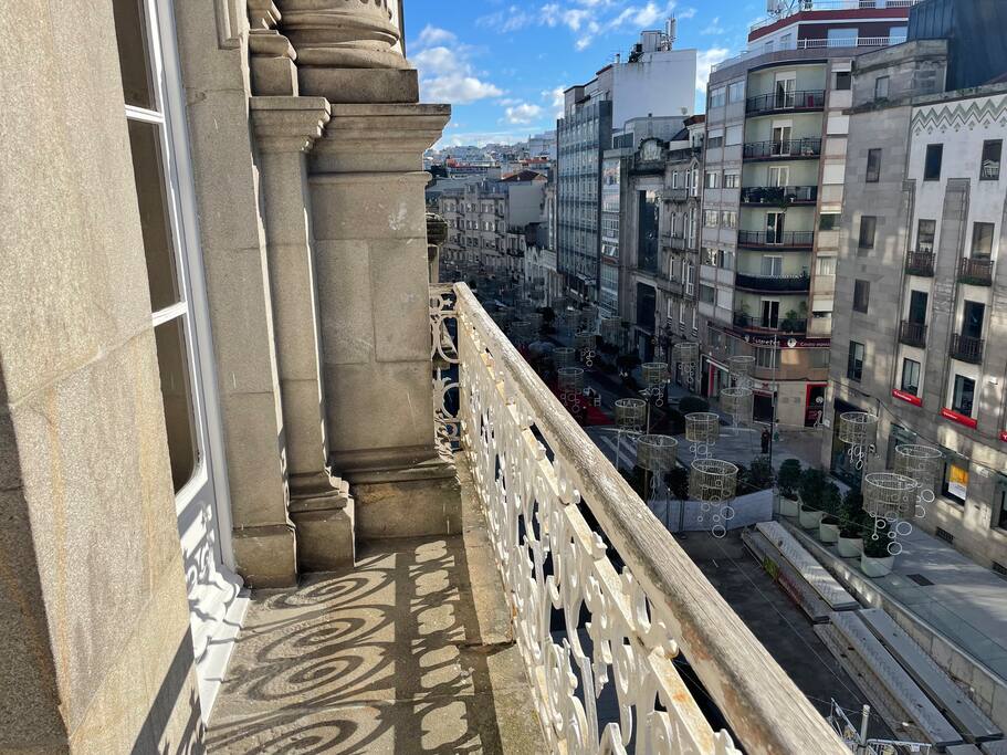 Policarpo Sanz 1, 409 by YBH