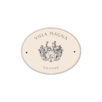 Imposant: Villa Magna mit Pool und Park