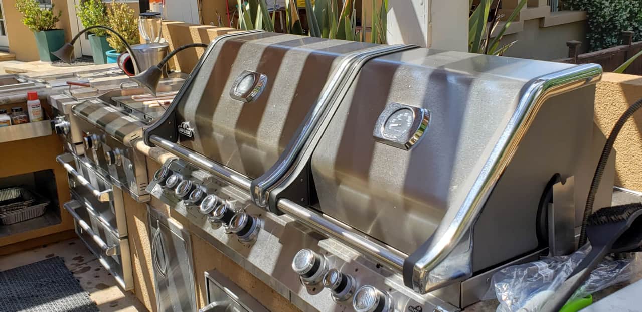 Plenty of BBQ space. One side to grill, one side to sear.