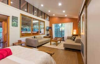 Piccabean Lounge Piccabean Lounge