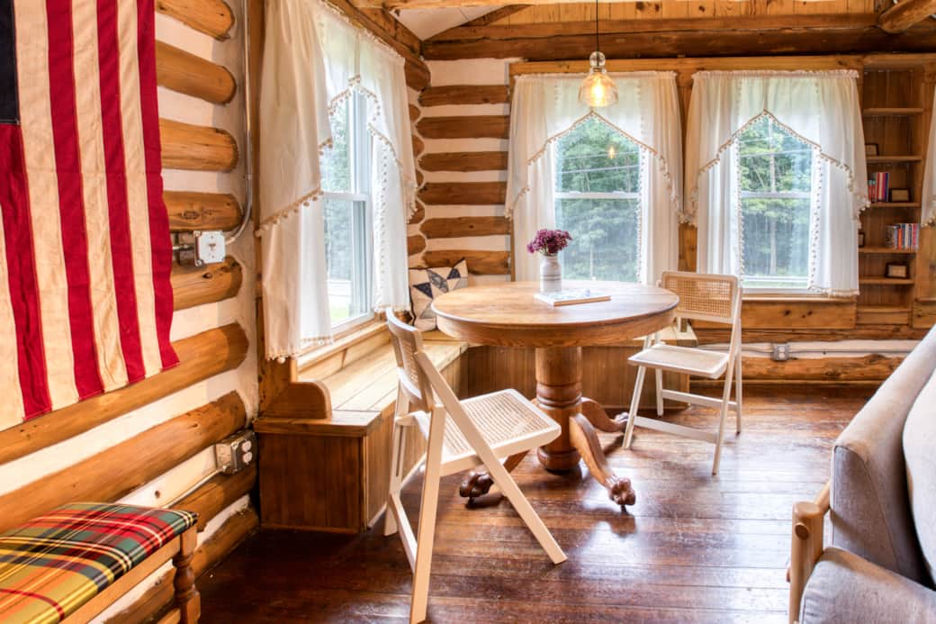 Enjoy coffee and tea in our cozy breakfast nook.