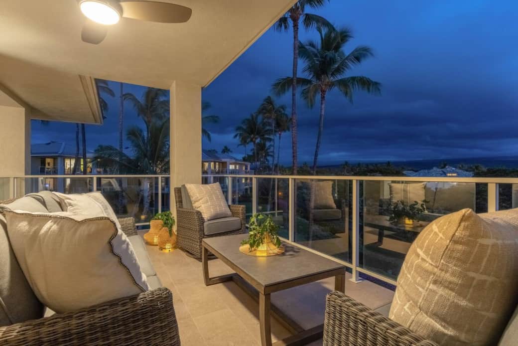 Stunning twilight view from the lanai.