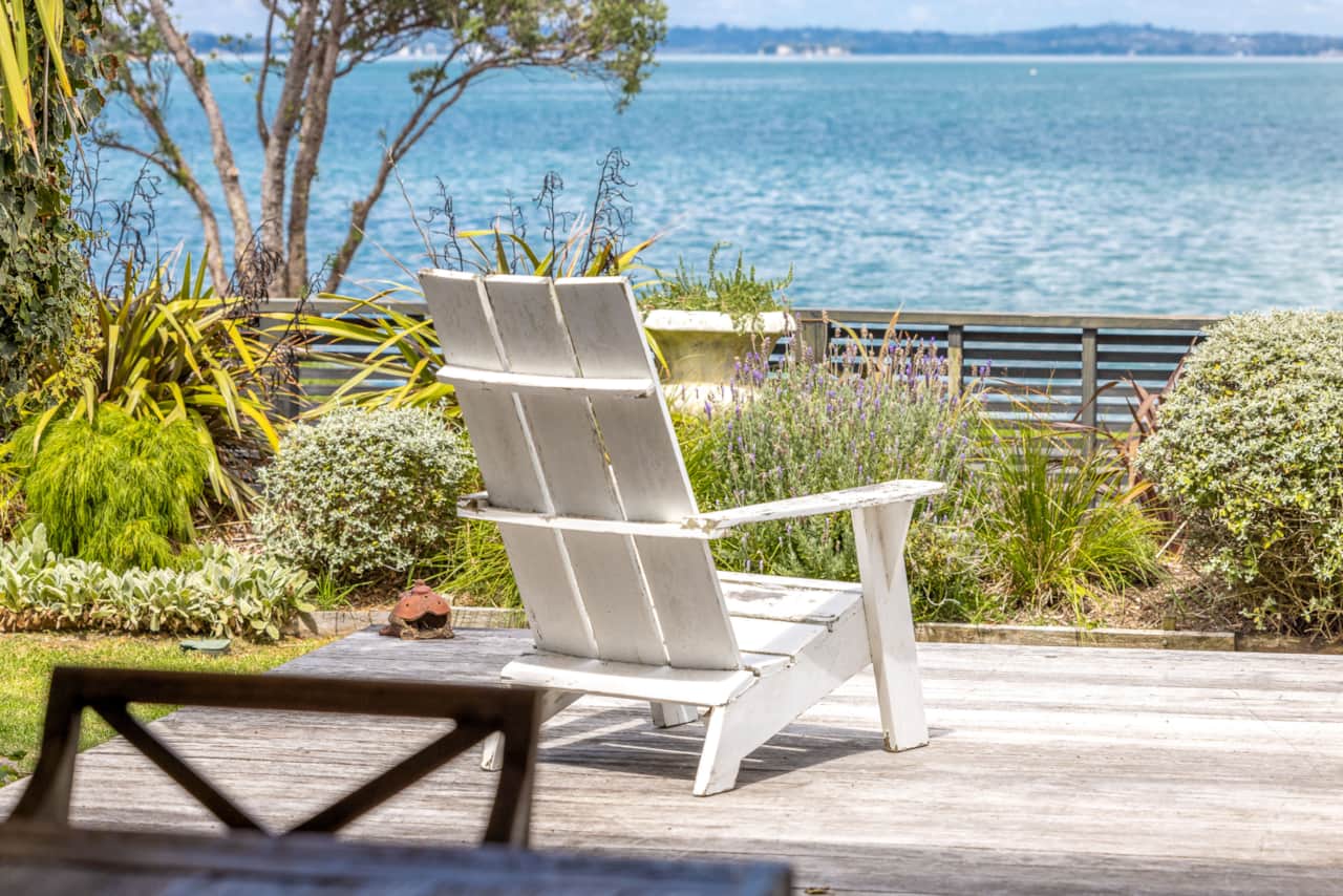 Front bayside terrace