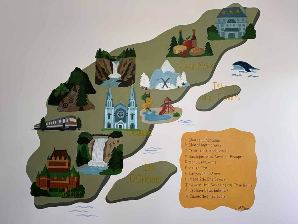 Mural unique peint à la main par une artiste locale — hommage coloré aux trésors de la région.