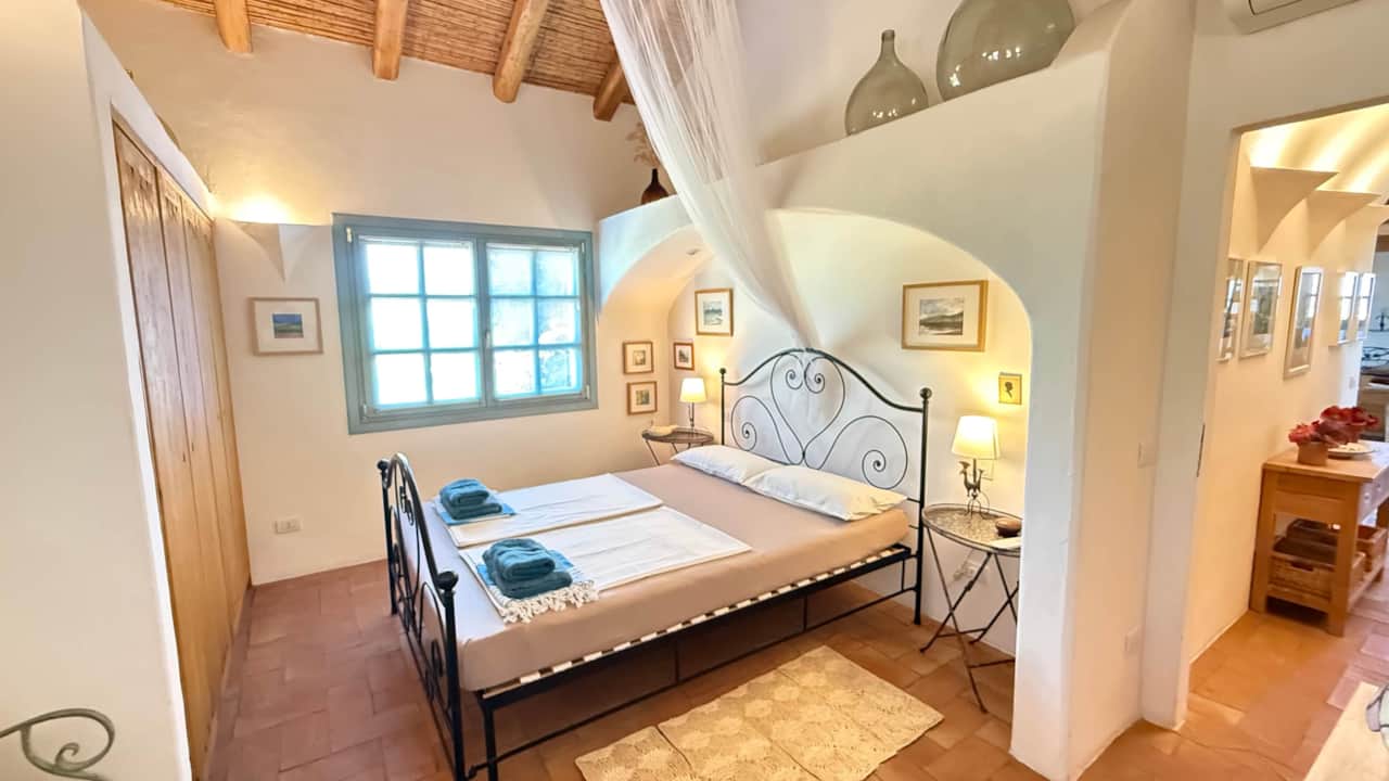 Schlafzimmer 1 - Bedroom 1