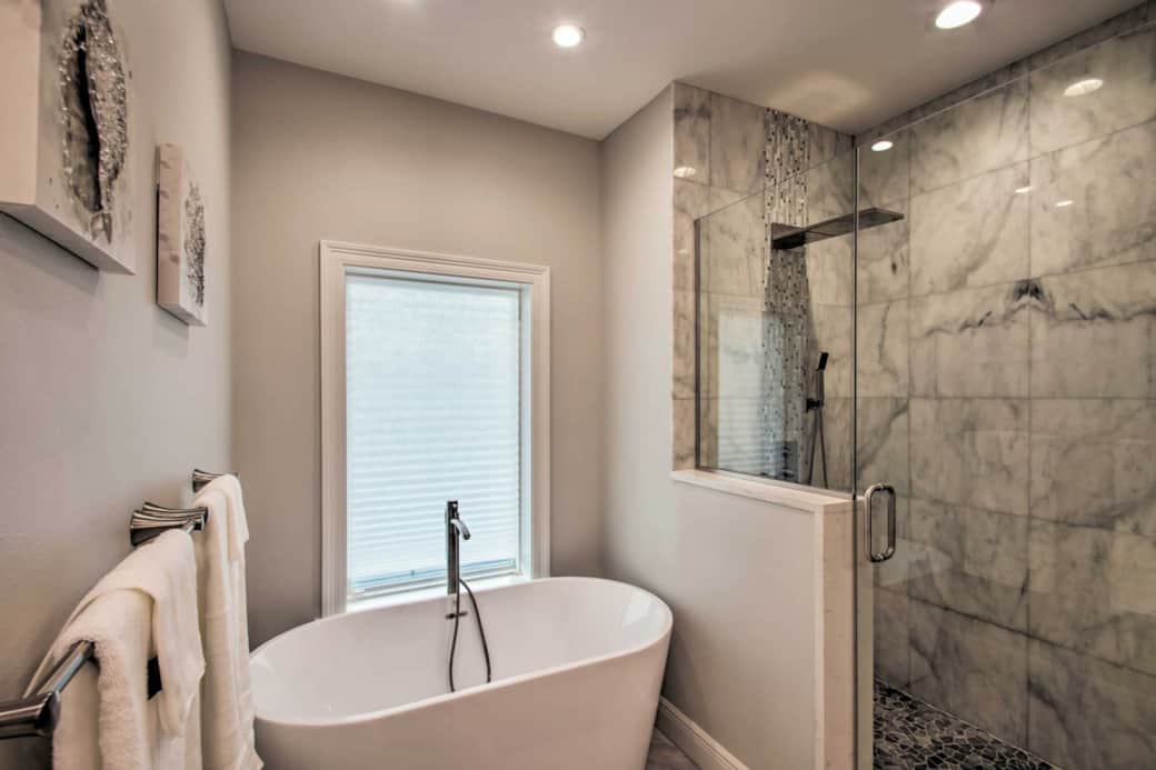 Master EnSuite Soaker Tub and Rainfall Shower