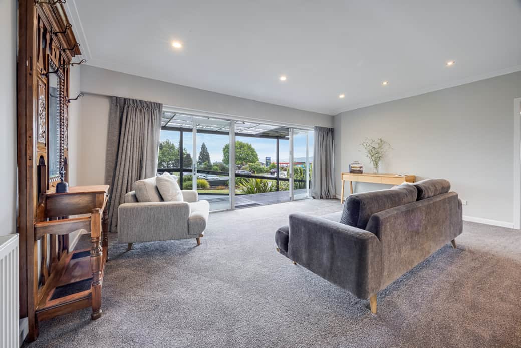 Enjoy stunning Taupō views from the living room - both inside and out.