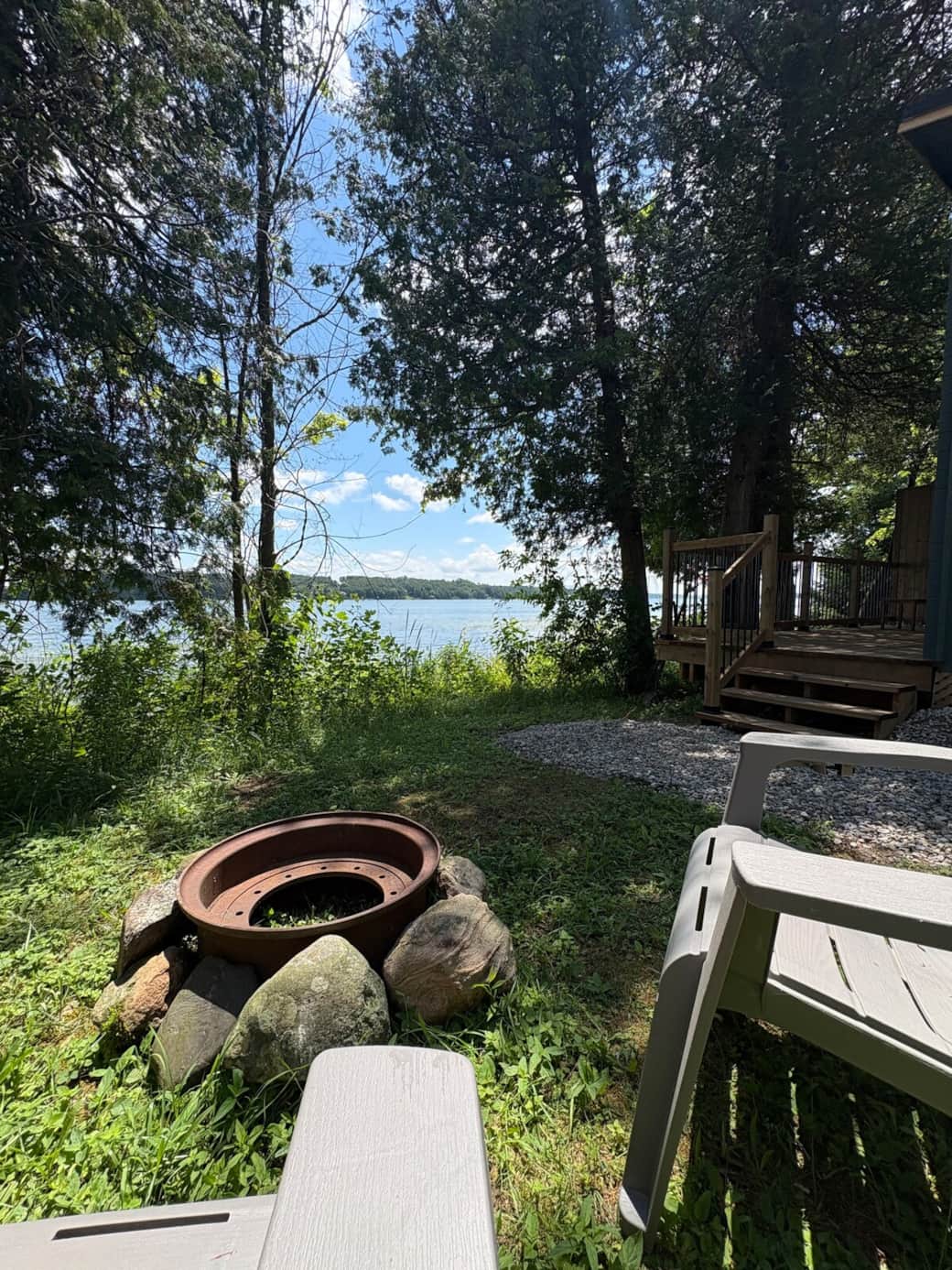 Your private firepit to end the night under the stars. Firewood is provided