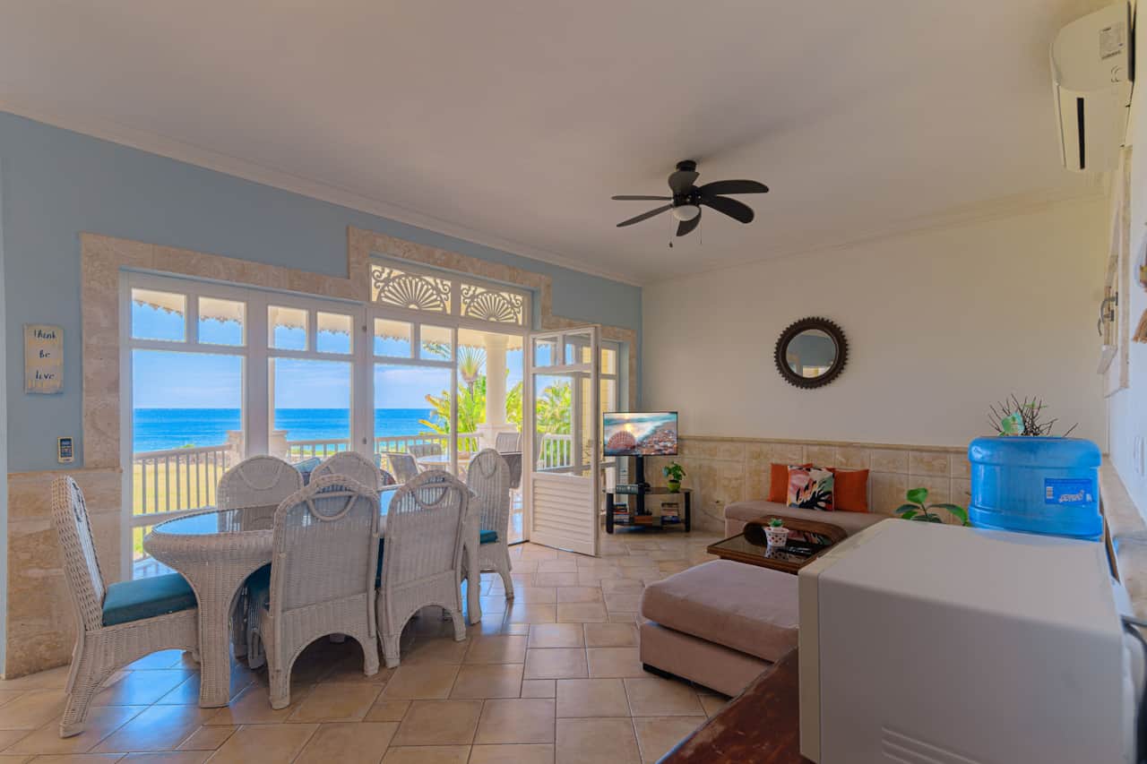 02 Living DSC 5258 HDR