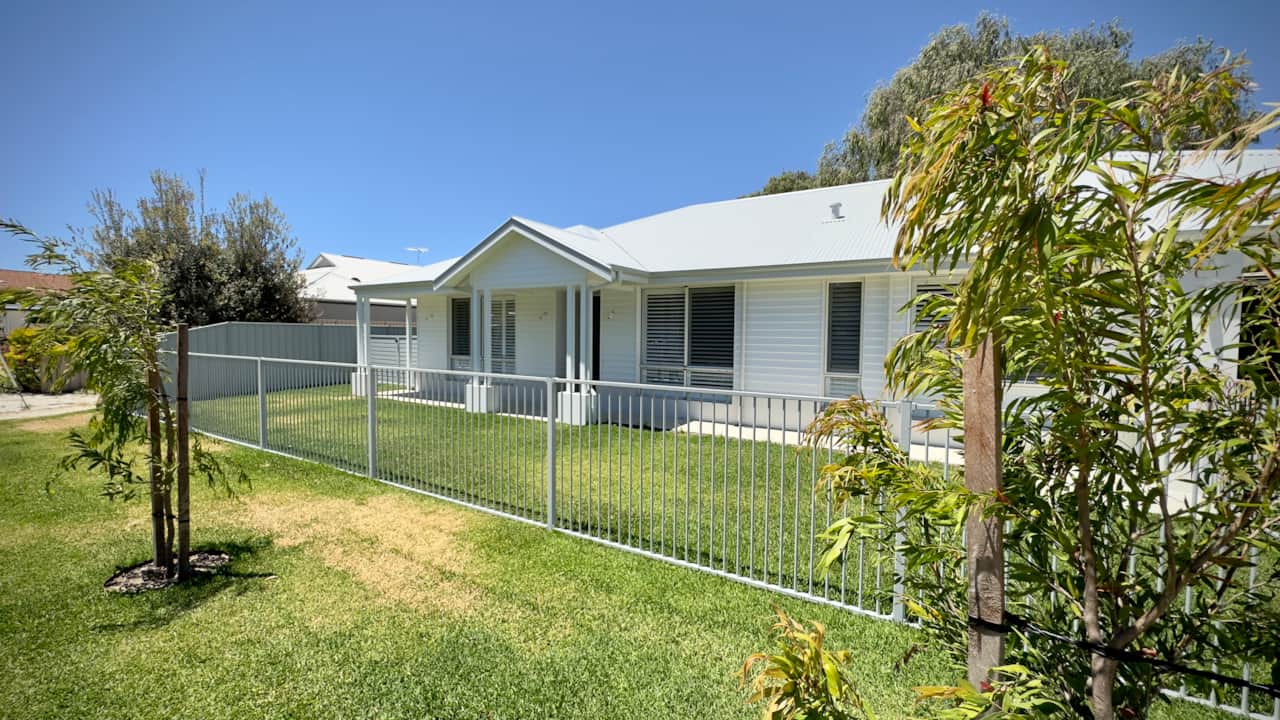 GRACE - CENTRAL BUSSELTON