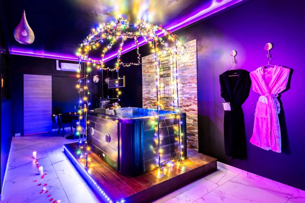 jacuzzi privatif dans la chambre jacuzzi privatif dans la chambre