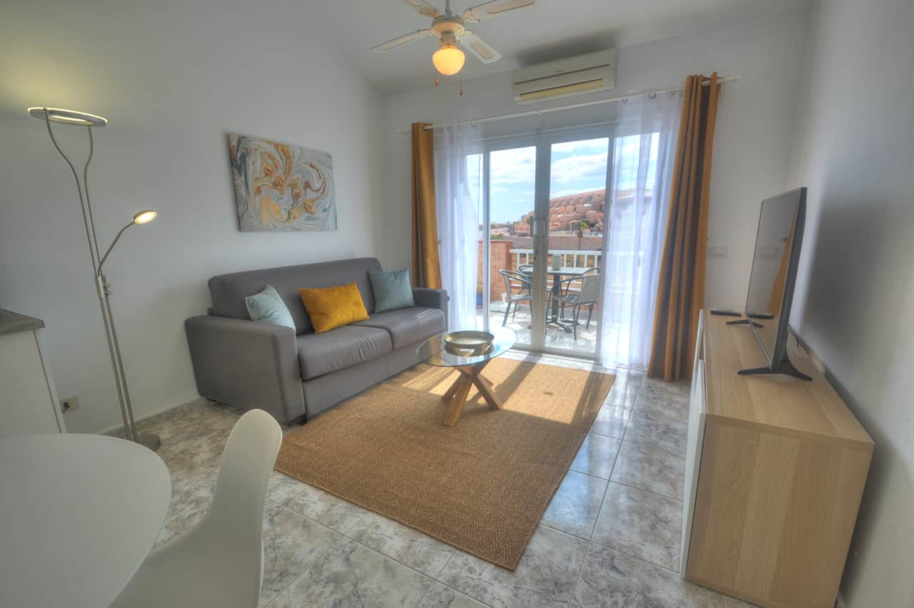 Soggiorno con divano letto