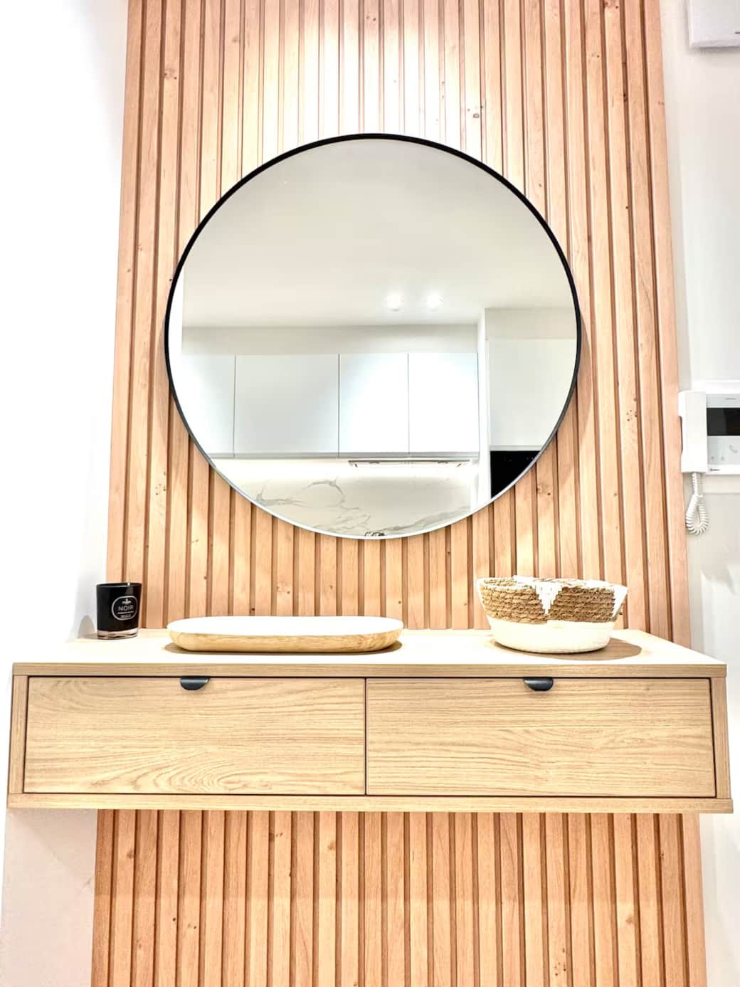 Entry of the apartment 