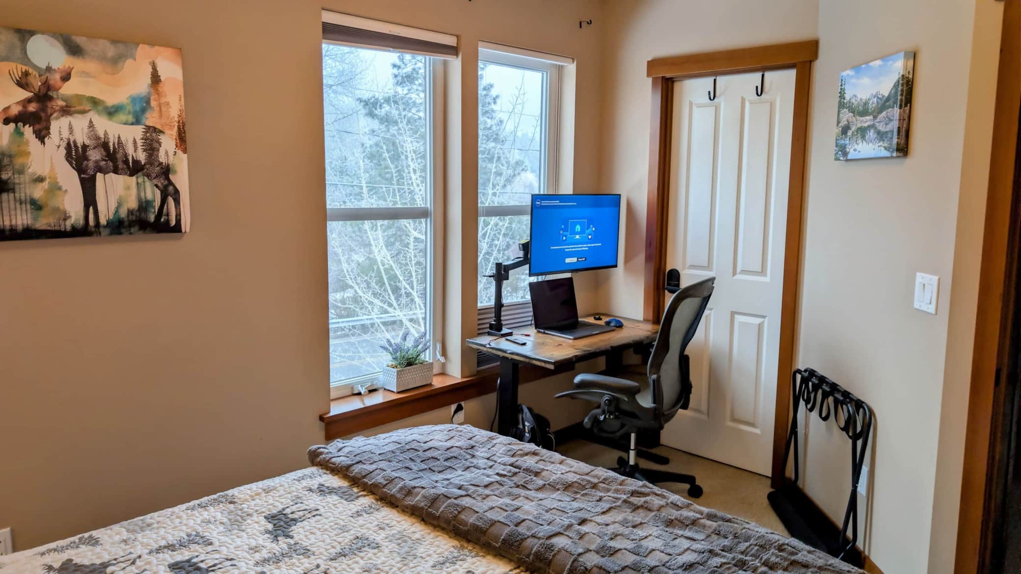 Plug-and-Play Work Station with Fiber Optic WiFi Aeron Chair