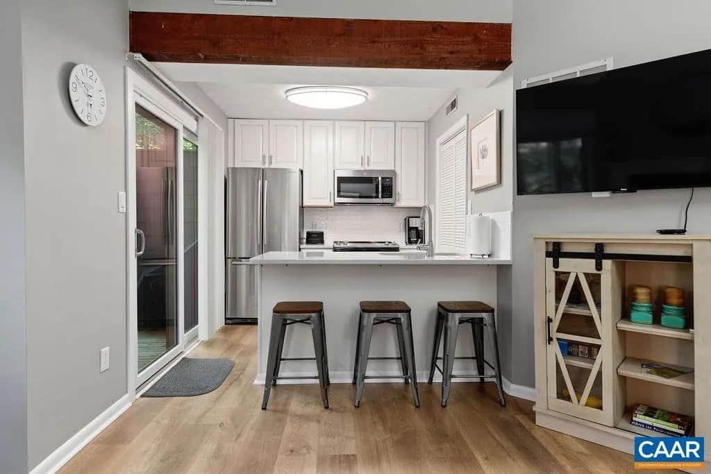Condo 4