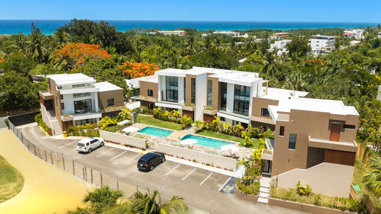 Semi-private 60-foot pool (shared with just 8 residences)