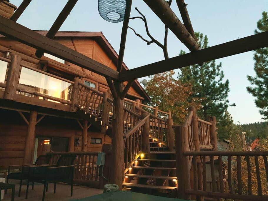 Fully wood clad 3 story cabin 