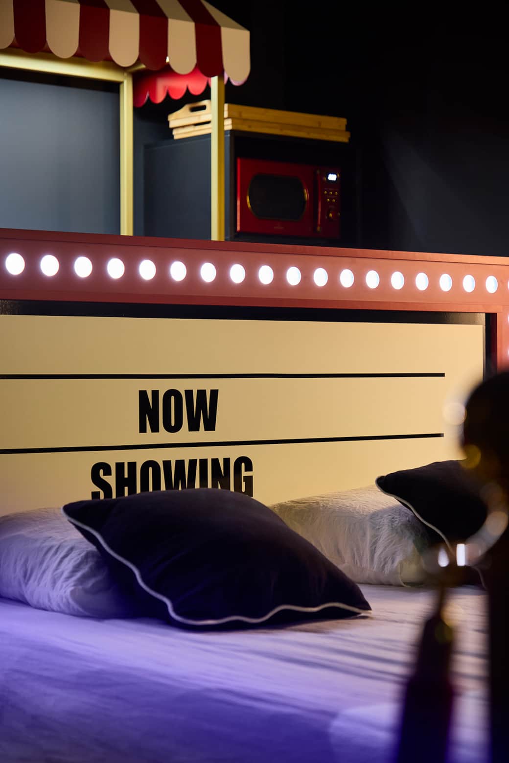 Ed atypiqueroom cinema 9 bd