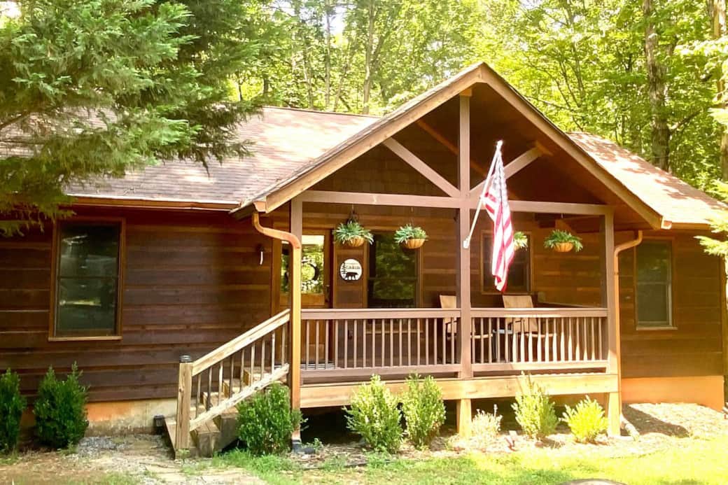 Porch ideal for deer watching, sipping on coffee/wine