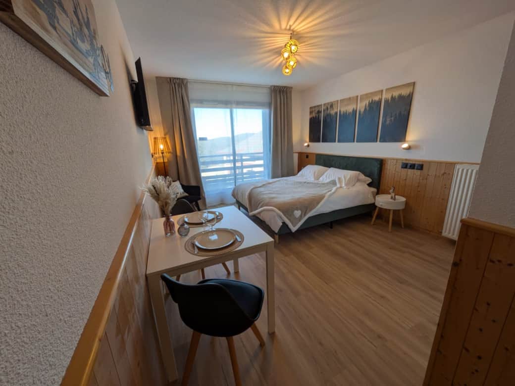 Das Zimmer Das Zimmer