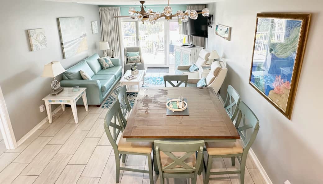 Dining/Living room 