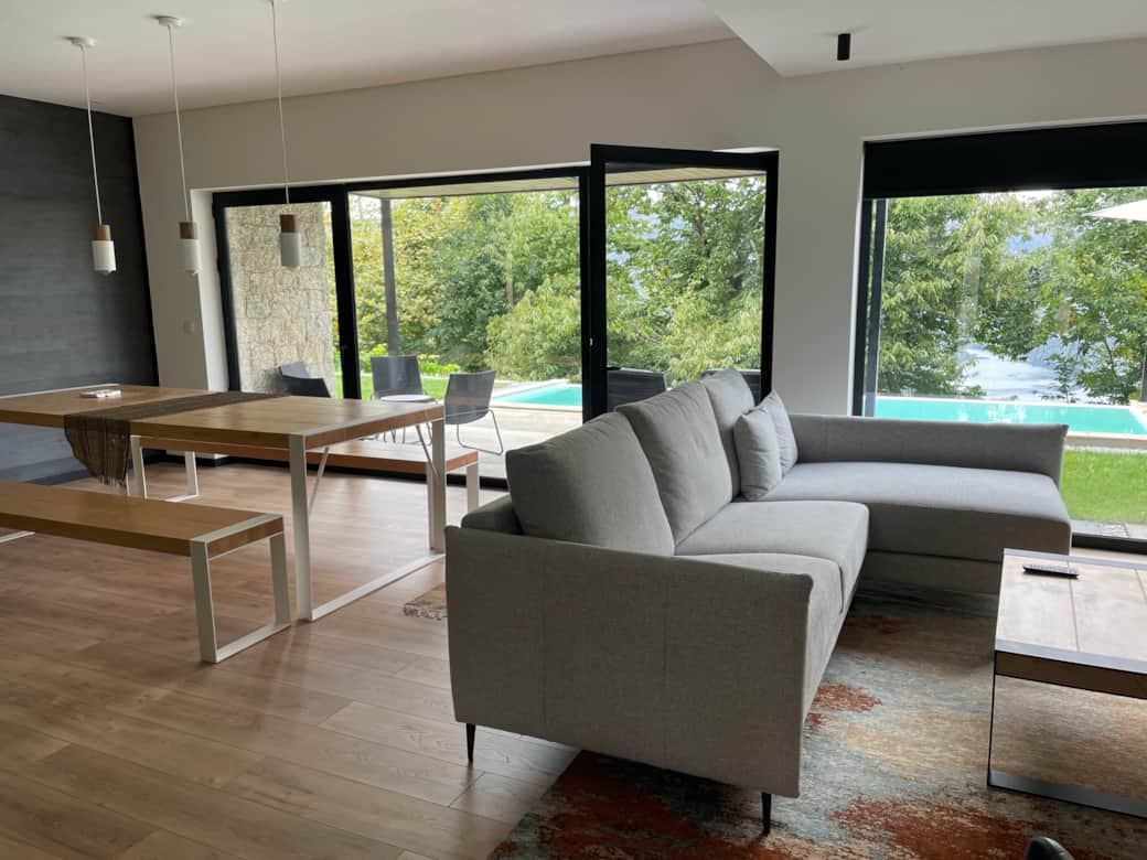 Image picker B24D6FAE 537A 42EE 8A81 4088662936F4 41923 000019833DC3F2C1