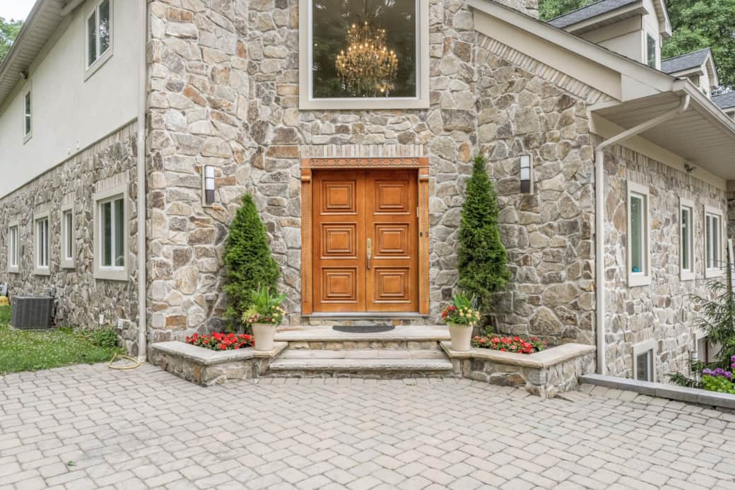 74736b2c b812 436b 9a5e 12bcb41716d9