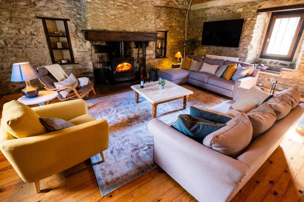 3 bedroom gîte - efficient wood stove (wood provided).