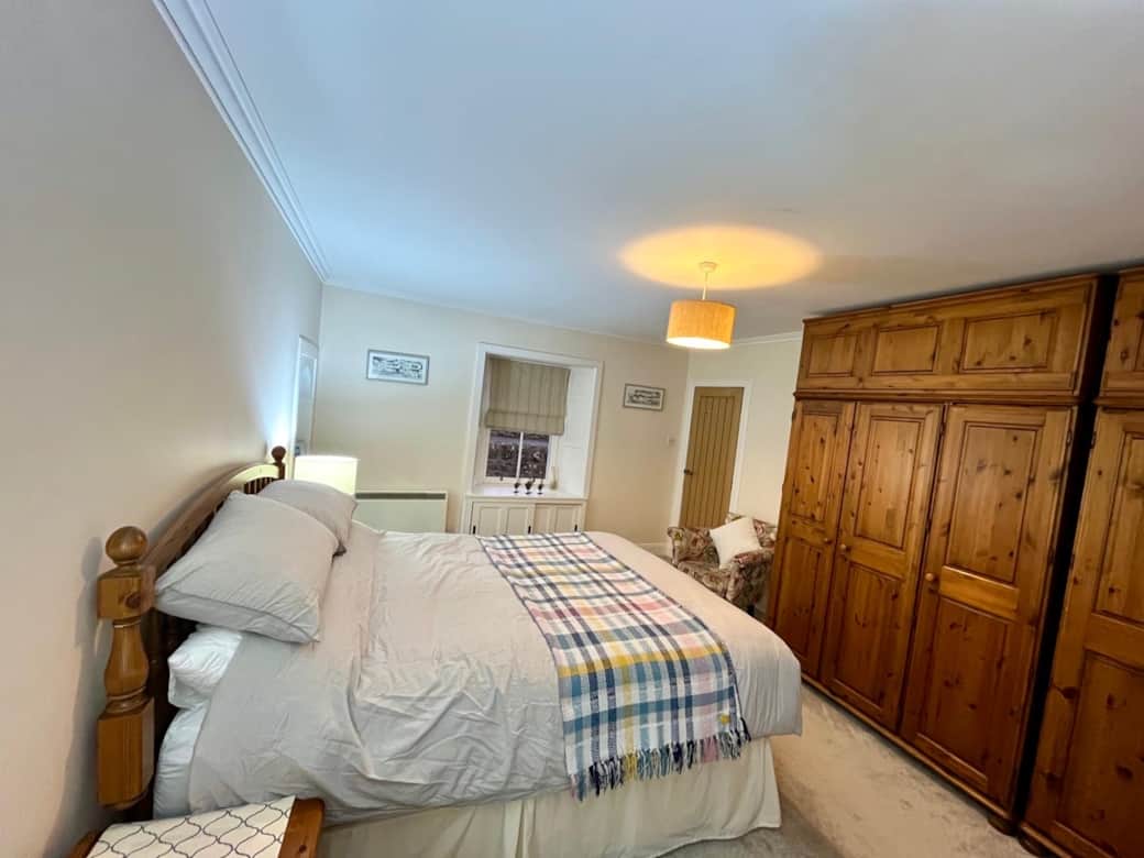 Bedroom 1 Kingsize
