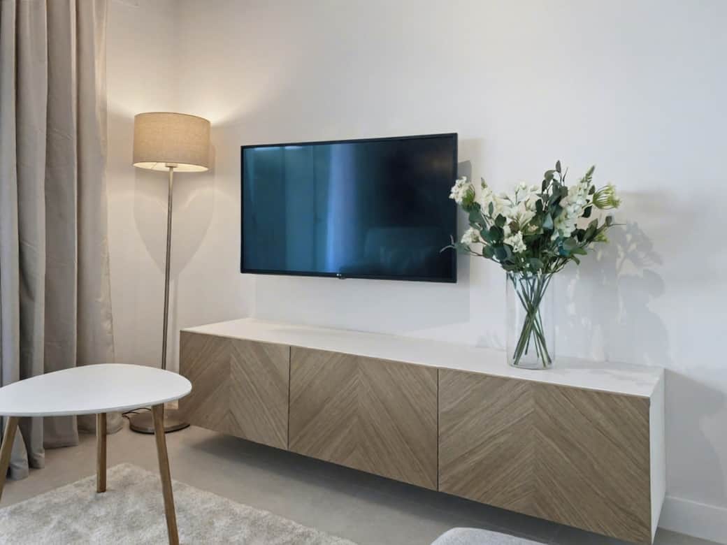 46" TV with netflix and local channels 46" TV with netflix and local channels