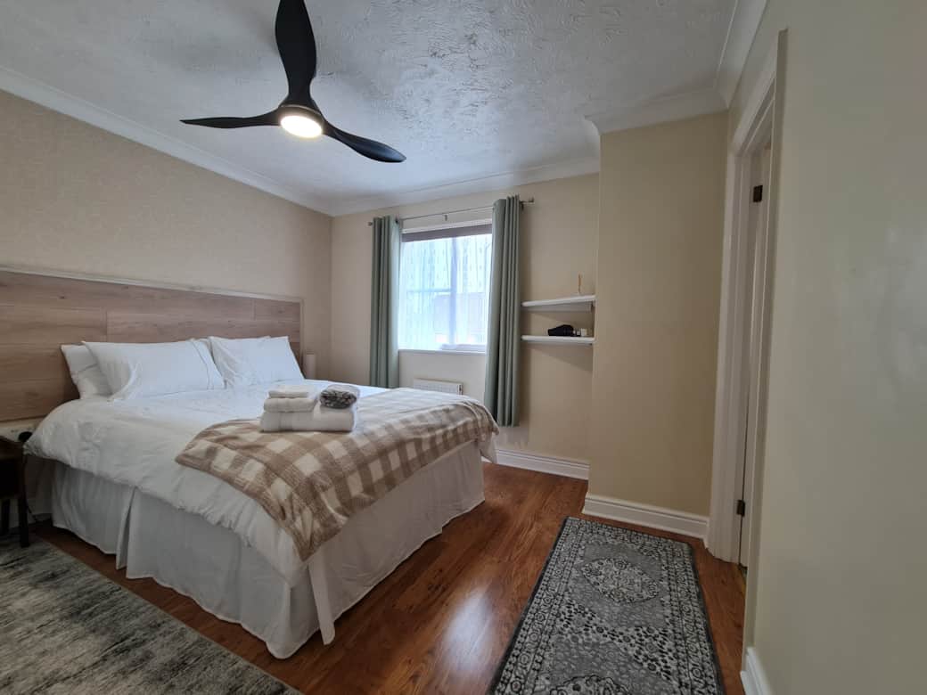 Ensuite Bedroom 