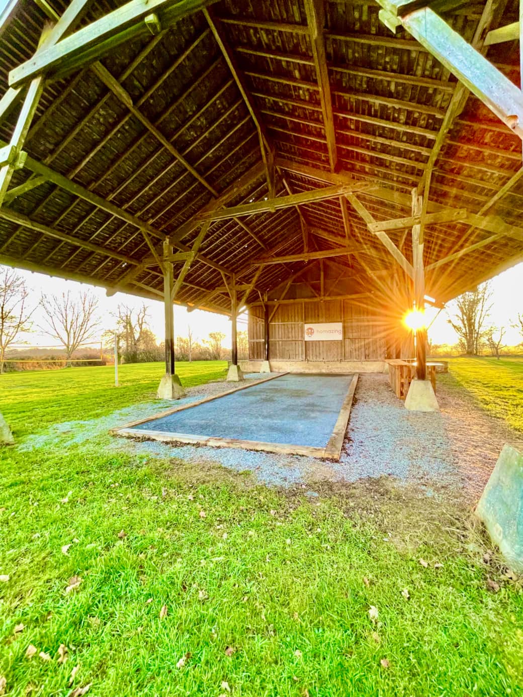 Le terrain de pétanque couvert
