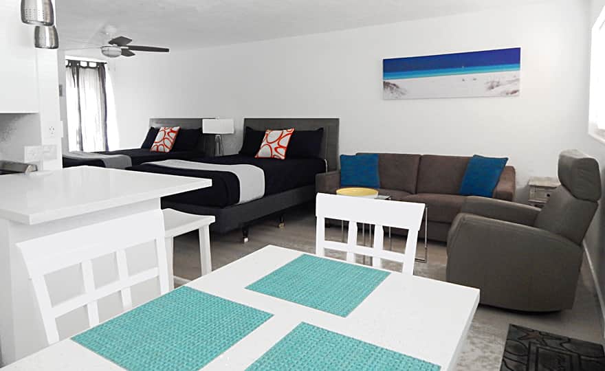 Unit #3 Exquisite Luxury at the Continental Inn