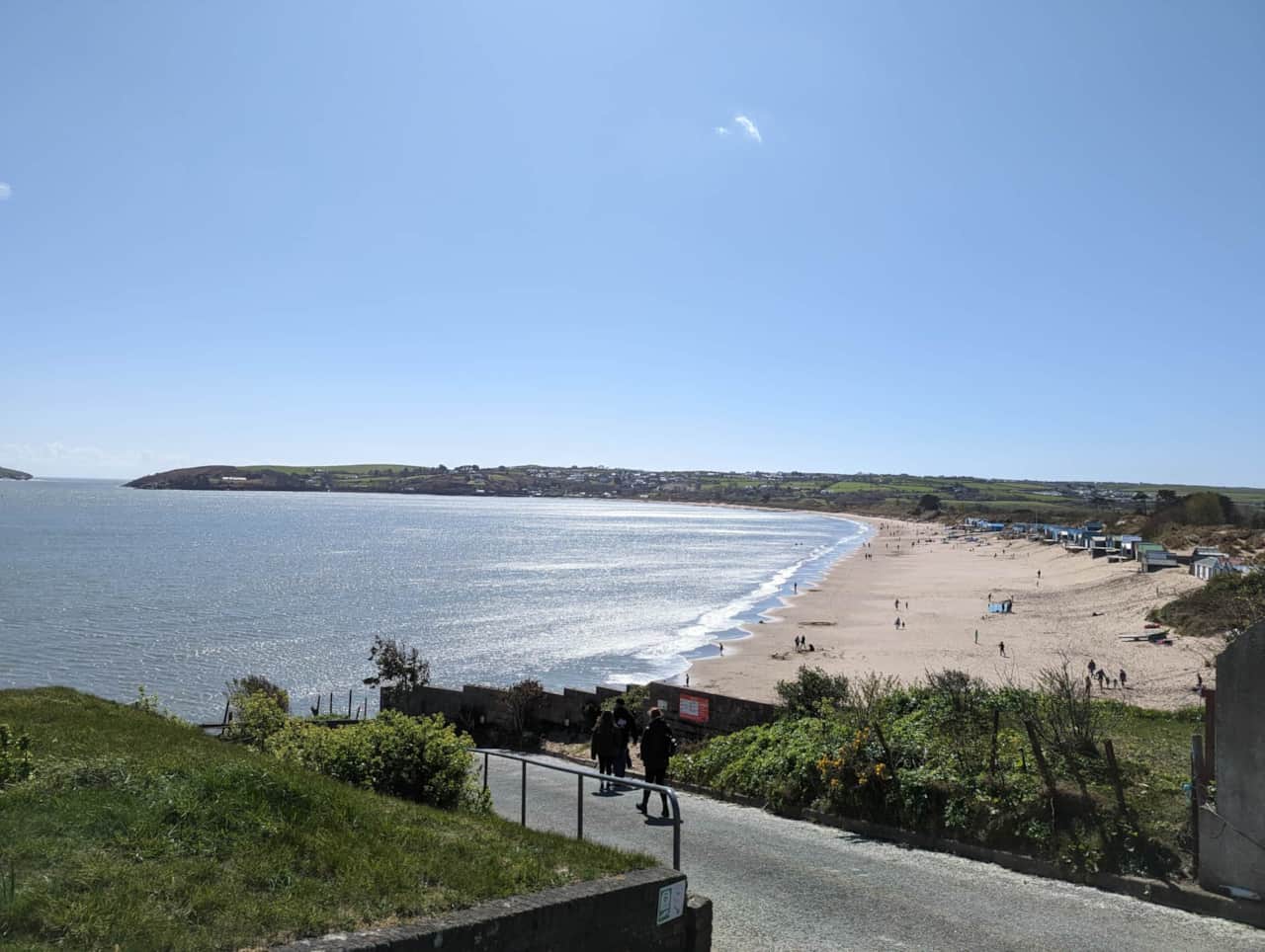 Abersoch main beach - 6 mins walk
