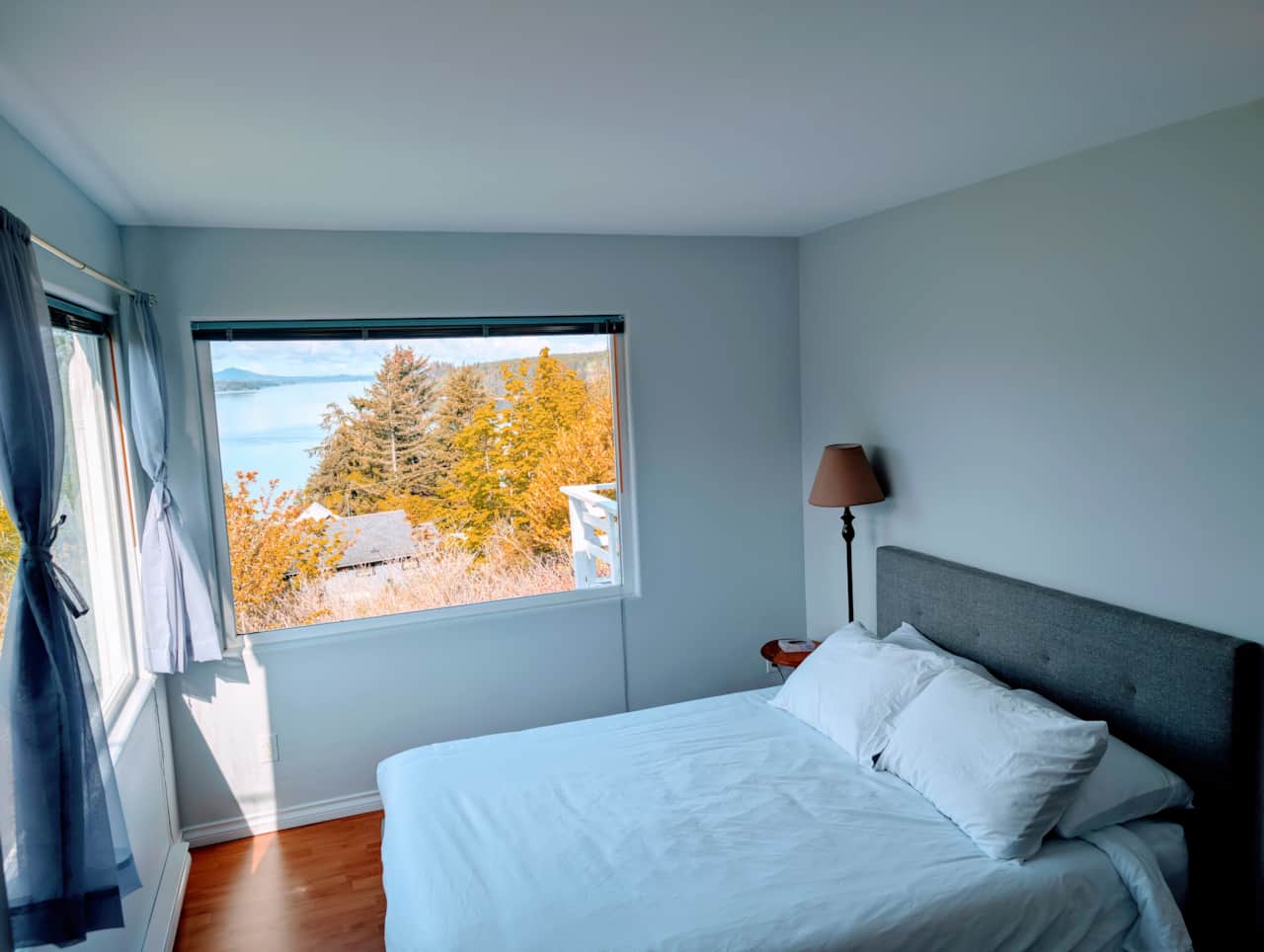 Cliff Haven on the Bay Bedroom